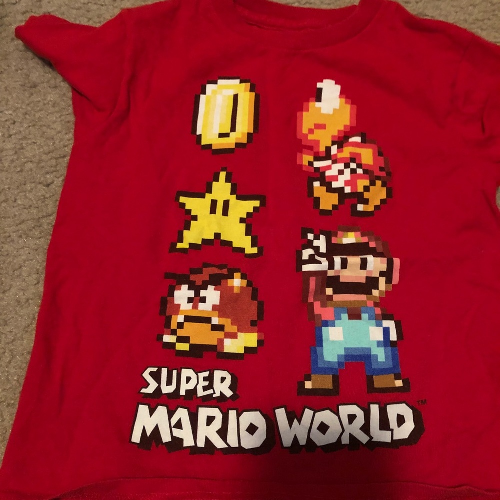 Kids Mario t shirt size 4